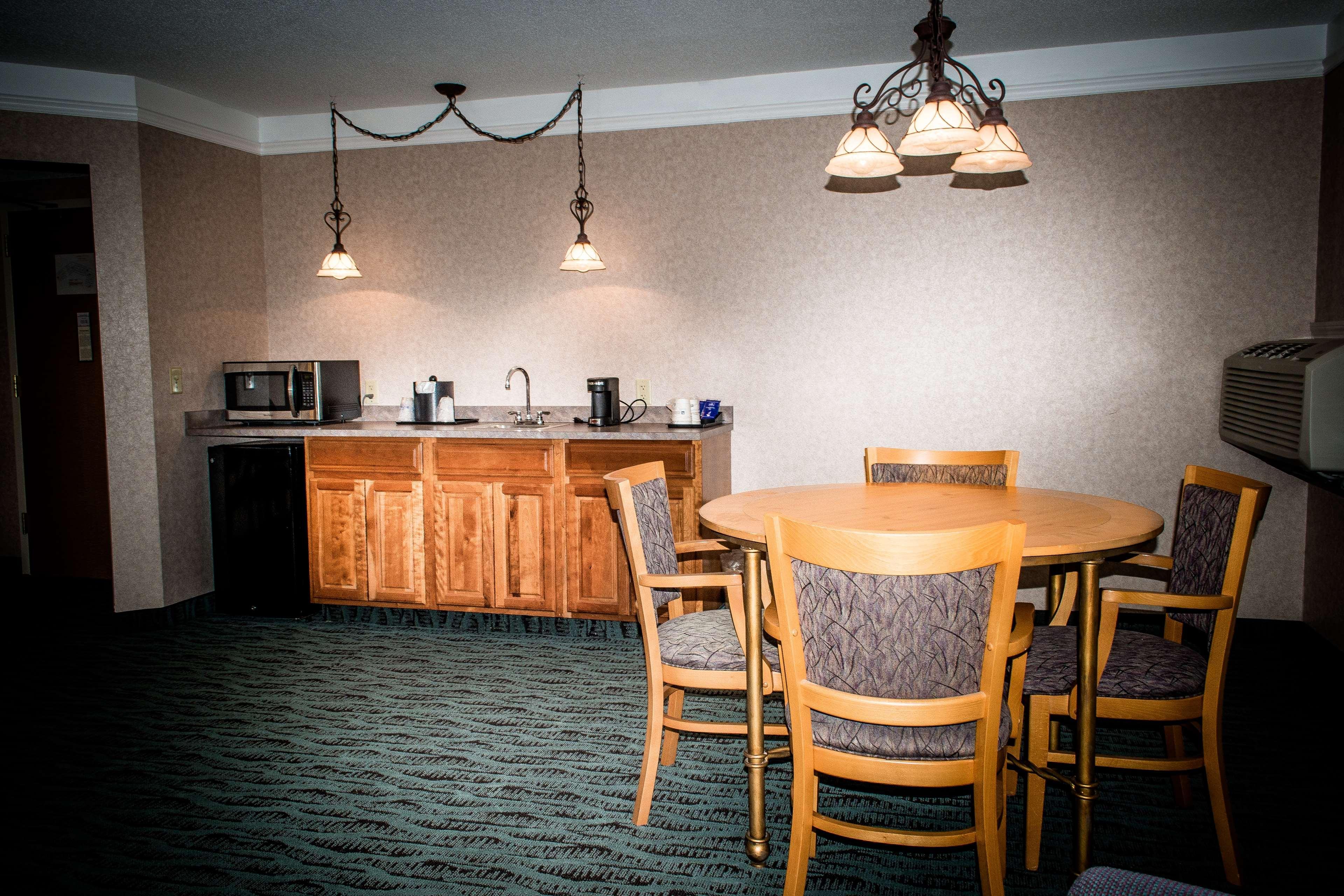 Best Western Plus Executive Court Inn & Conference Center Manchester Zewnętrze zdjęcie